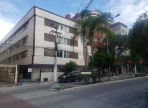 Apto Cabo Frio RJ Mobiliado há 170 metros da Praia do Forte com Wi-Fi e Garagem coberta